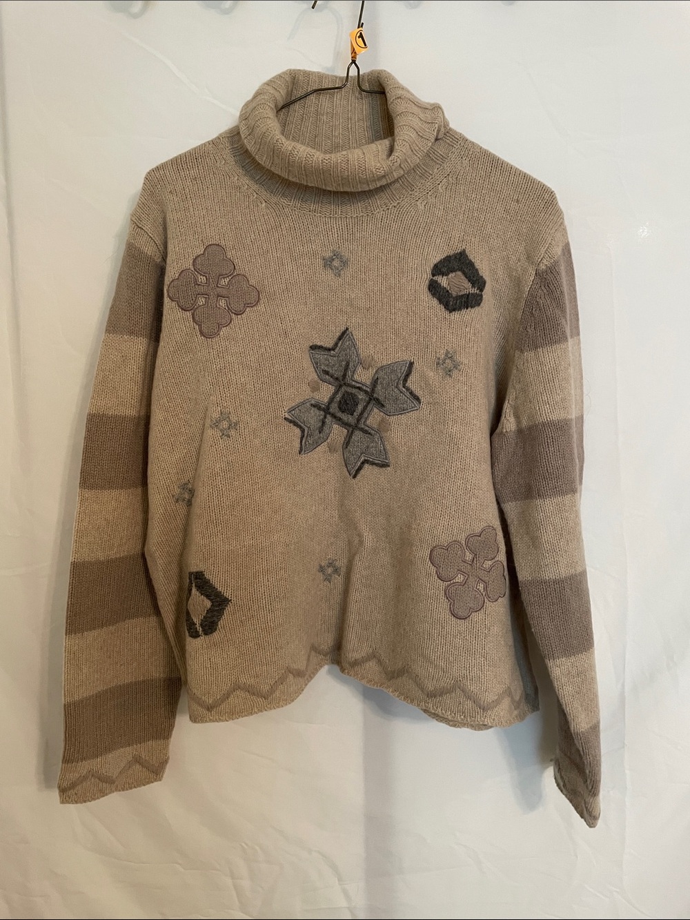 Eddie Bauer Taupe & Beige Cowl Neck Appliqué Sweater